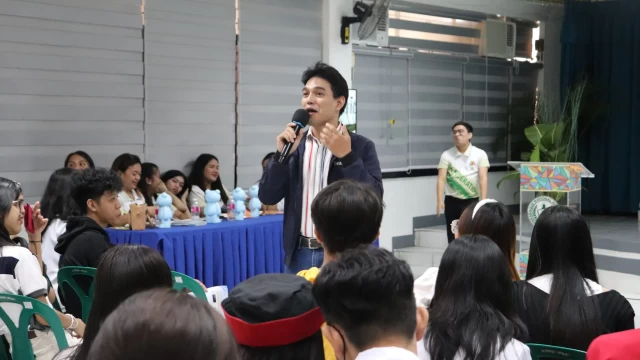 Pagpapalawak ng kaalaman sa Paghawak ng Pera para sa Estudyante 2 Expanding Financial Management Knowledge for Students